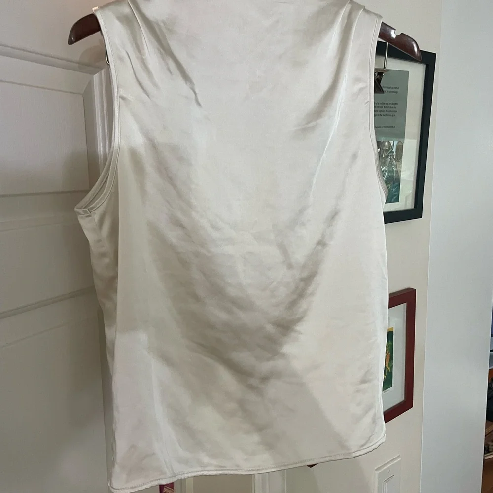 Noli Belted Pantsuit, worn once, bought on sale but wasn’t feeling the material - Picture 11 of 11